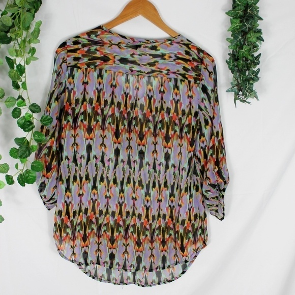 4/$25 Express Flowy Tie front chiffon top - Picture 3 of 7